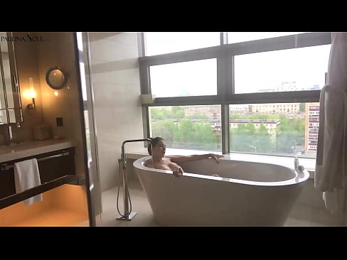 ❤️ Babe yang luar biasa ghairah jerking off dia di dalam bilik air Video seks pada ms.pornovore.ru ❤