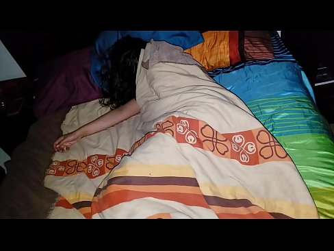 ❤️ Anak tiri memarahi ibu tirinya semasa dia tidur. Video seks pada ms.pornovore.ru ❤